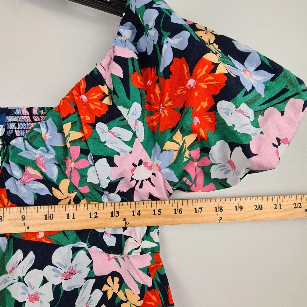 Old Navy Womens Navy Floral SS VEE TRAPEZE Puff Sleeve Smocked Top M Colorful